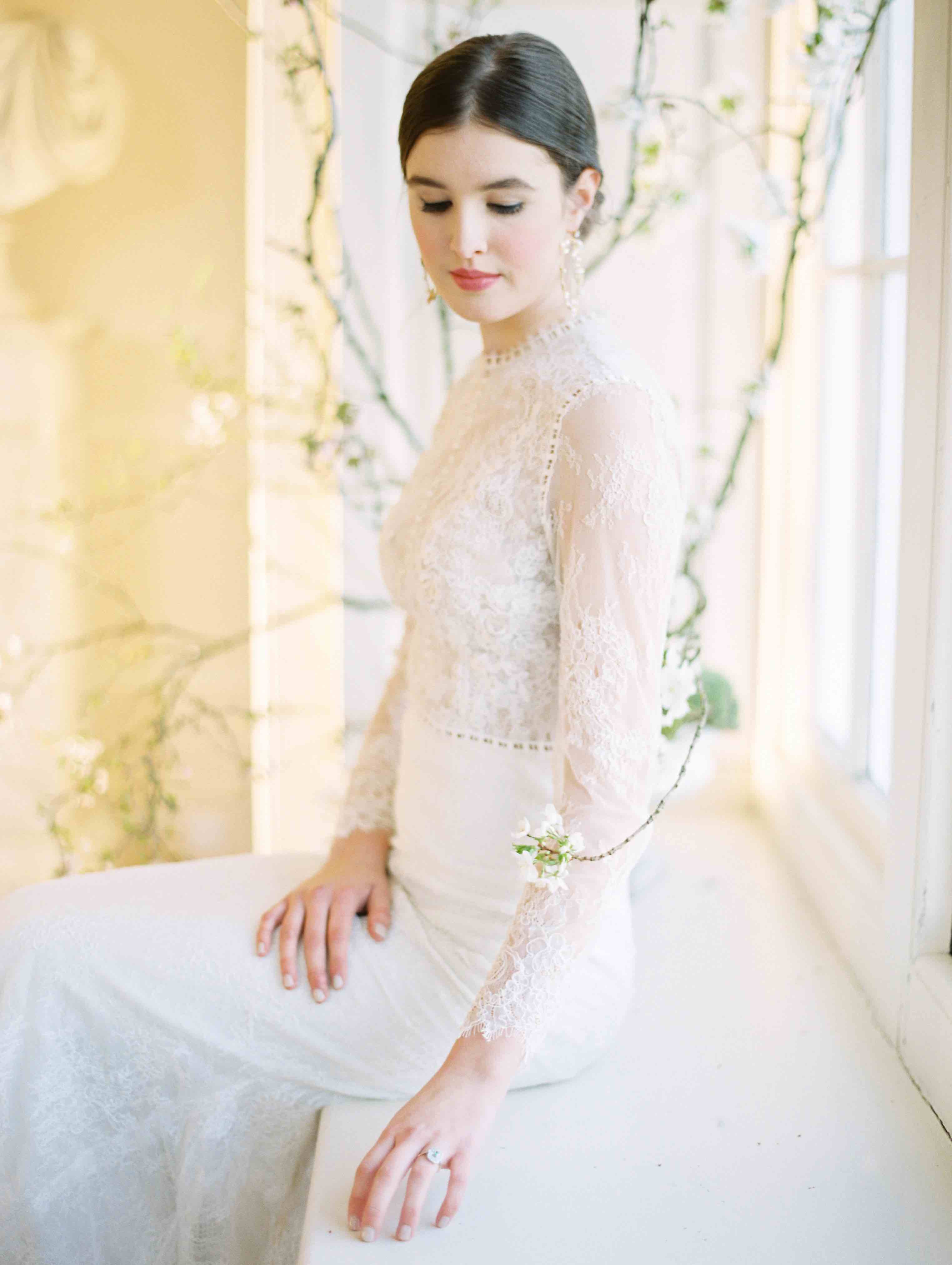 Elegant and refined bridal look | The Timeless Stylist | Hannah Duffy