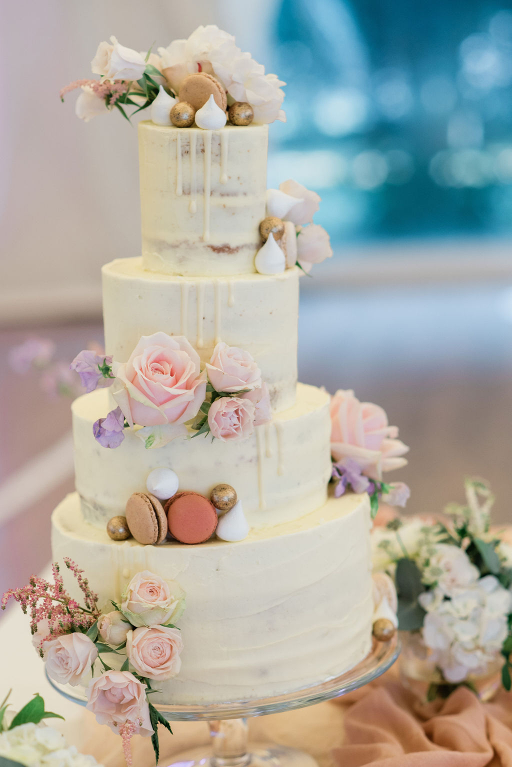 4 tier buttercream cake for a summer wedding at Chiswick House, London | Sugar Plum Bakes